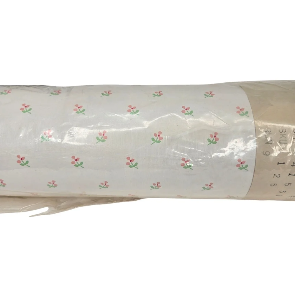 WALLCOVERINGS By Collins & Aikman Pre-pasted vinyl wallpaper Pink Floral Vintage